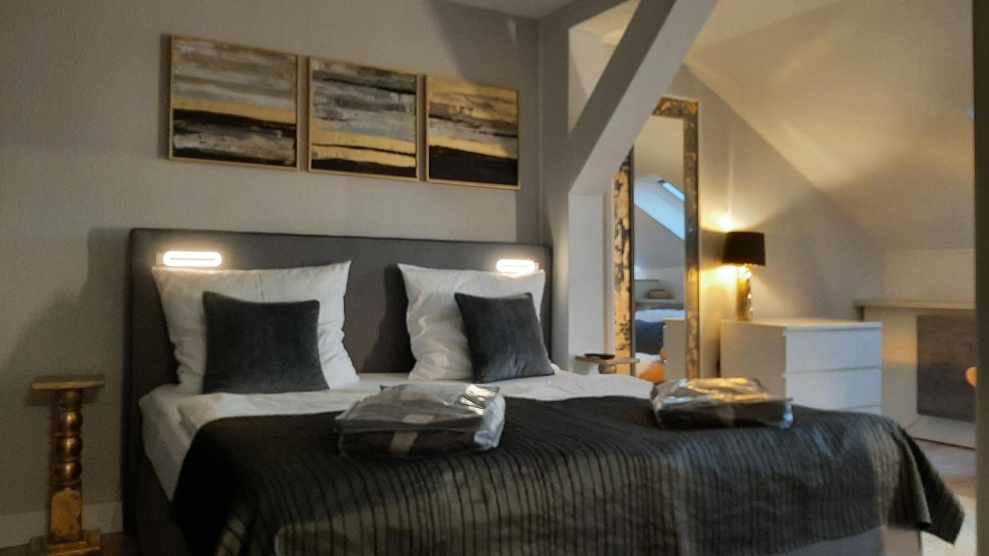 Deluxe Doppelzimmer นอร์ดเฮาเซิน ภายนอก รูปภาพ